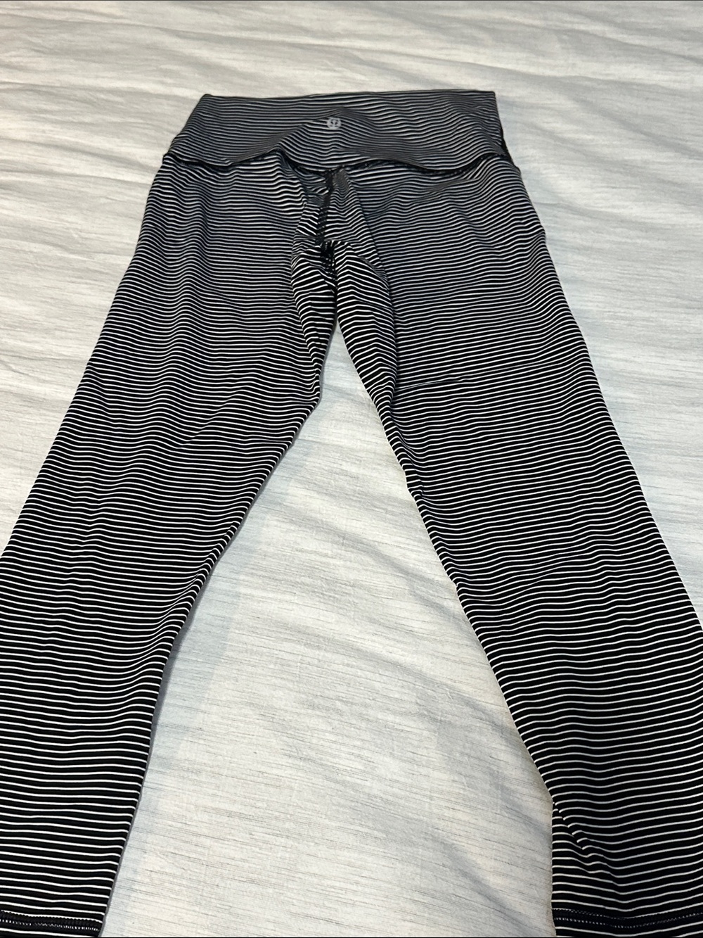 * Closet Cleaning:Lululemon Leggings Bundle - Picture 3 of 12